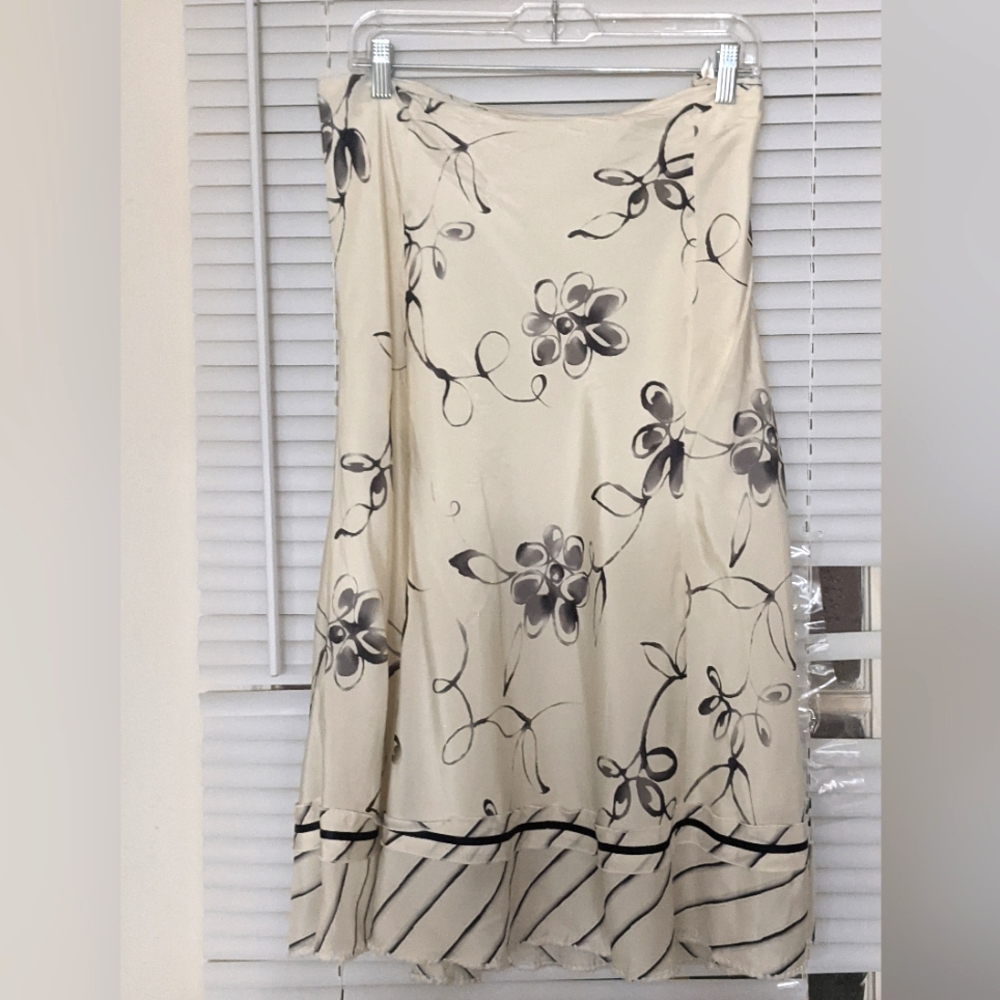 Silk skirt from White House Black Market